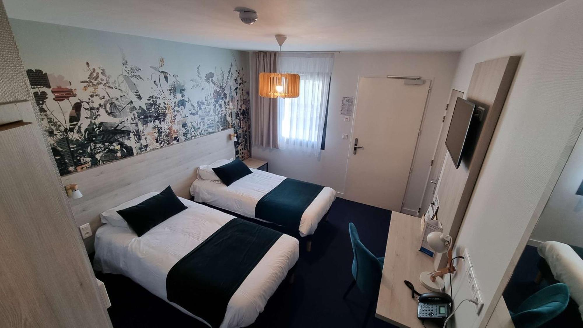 Brit Hotel Au Pays De Vitre Étrelles Exteriör bild