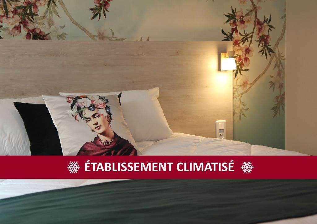 Brit Hotel Au Pays De Vitre Étrelles Rum bild
