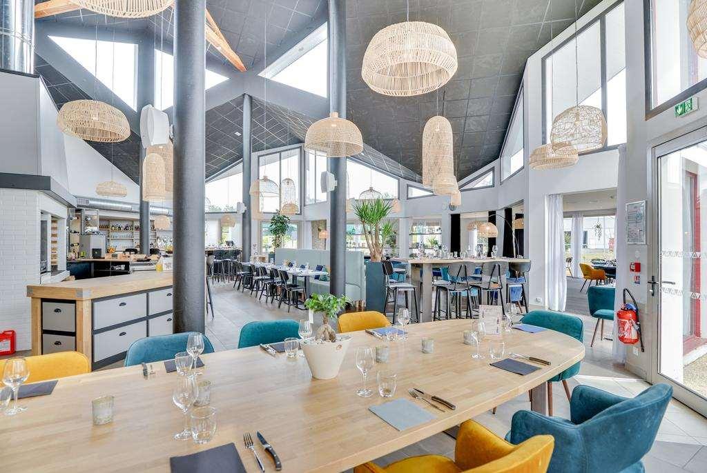 Brit Hotel Au Pays De Vitre Étrelles Restaurang bild