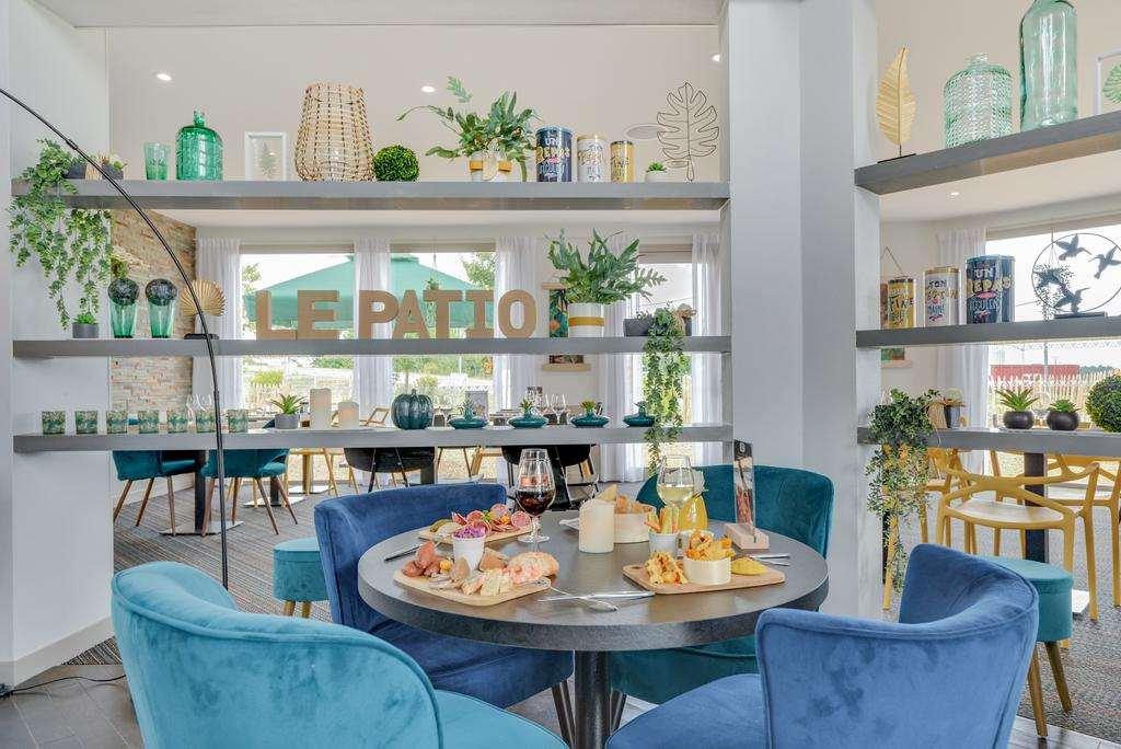 Brit Hotel Au Pays De Vitre Étrelles Restaurang bild