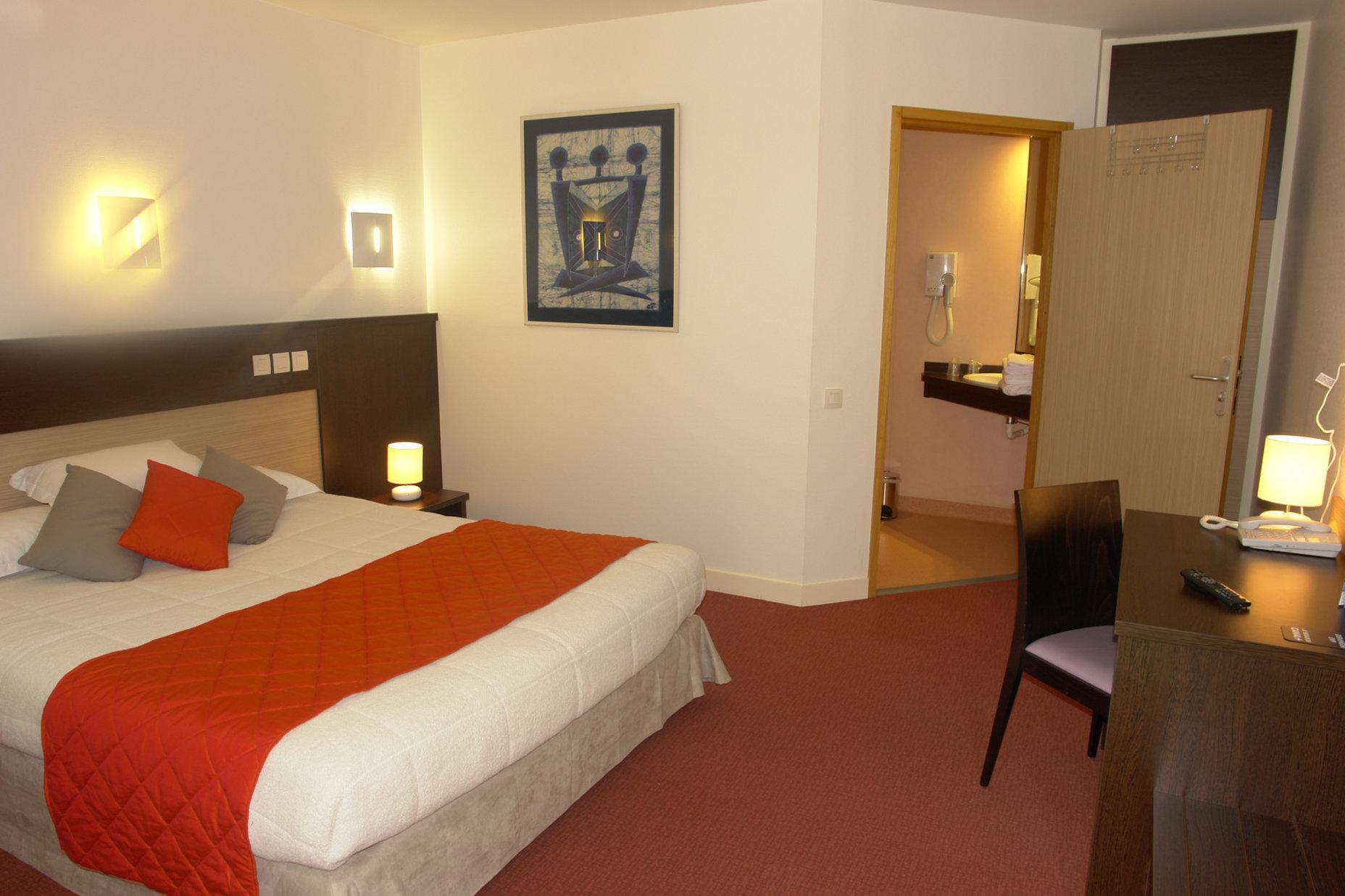 Brit Hotel Au Pays De Vitre Étrelles Exteriör bild